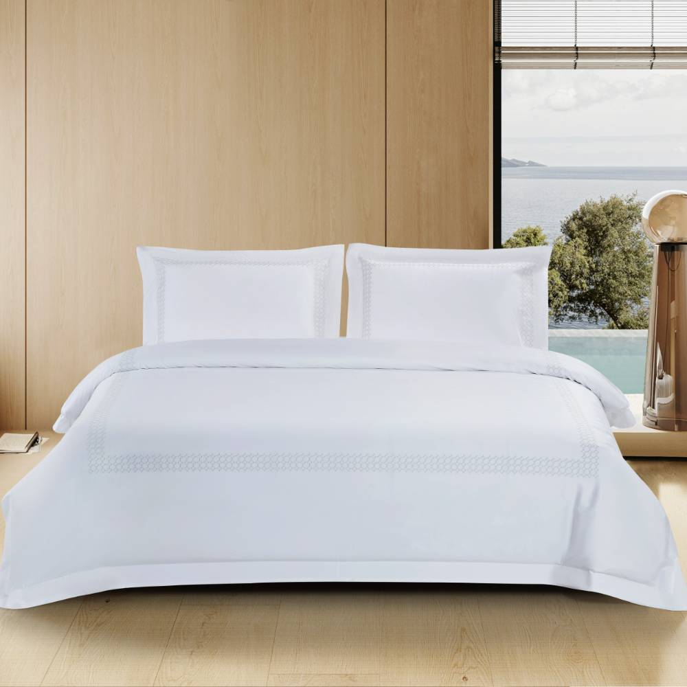 HONEYCOMB EMBROIDERED DUVET COVER SET - WHITE/SILVER