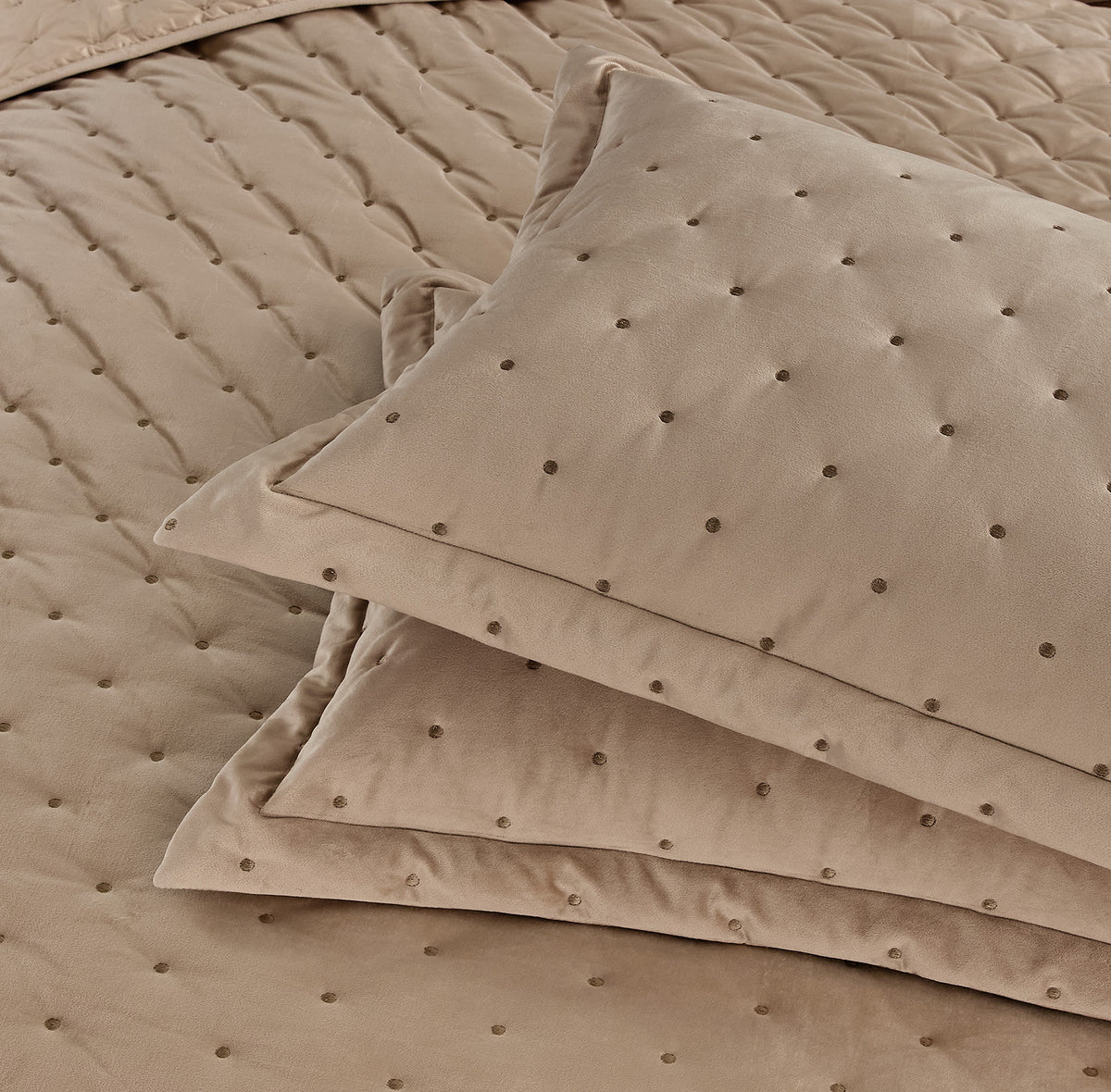 POLKA BEDSPREAD - 3 PC SET