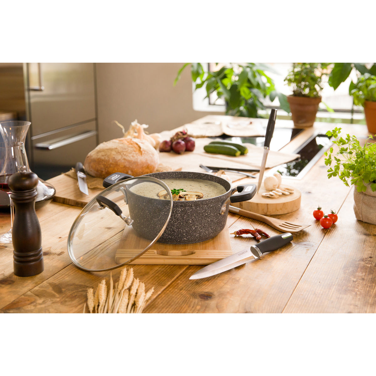 NEW PETRA DARK CASSEROLE 20 CM WITH GLASS LID GRAY 20CM / GREY